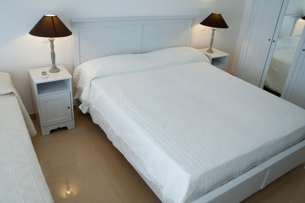 B&B Artemide เลชเช ห้อง รูปภาพ